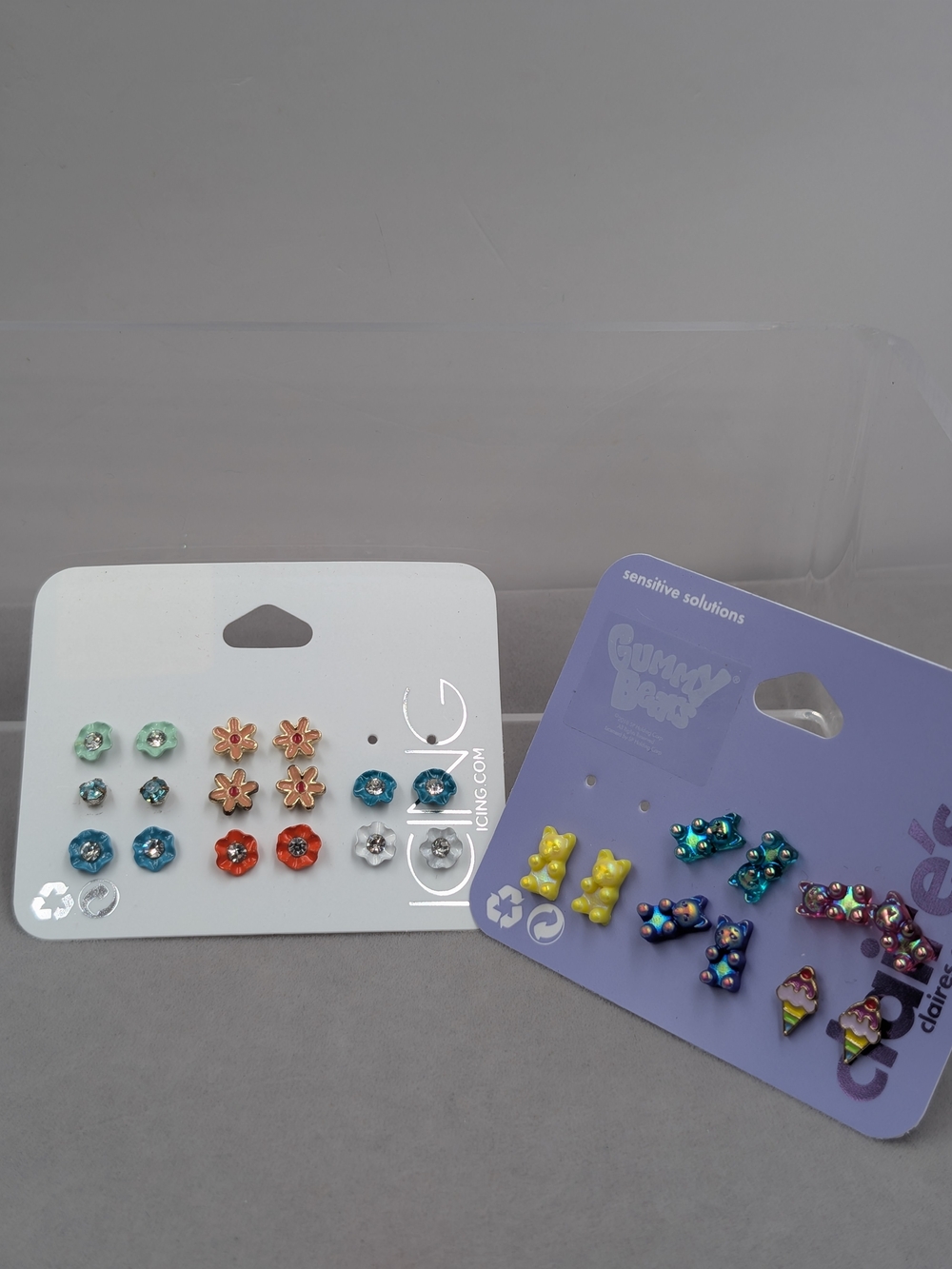 Claire’s + Icing 13 Pair Stud Earring Lot Gummy Bears Flowers | 1114